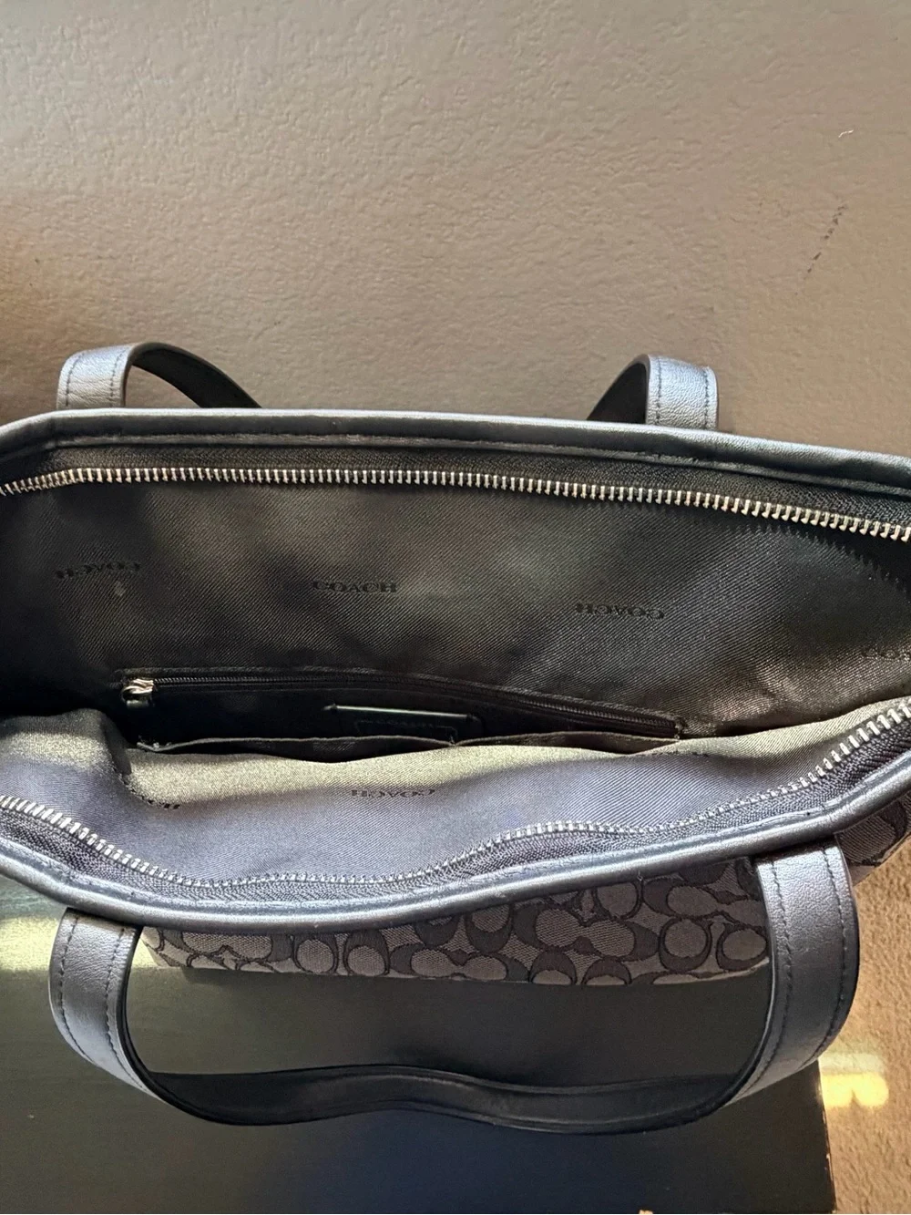 Coach signature taylor